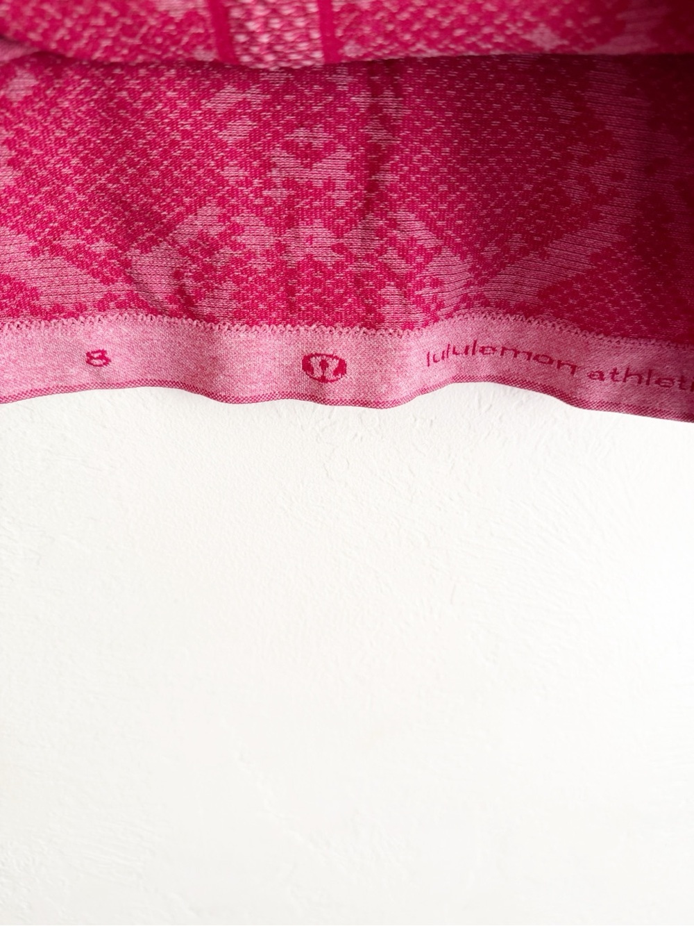 Lululemon Swiftly Tech Long Sleeve Crew in Heathered Cranberry size 8 - Picture 8 of 8
